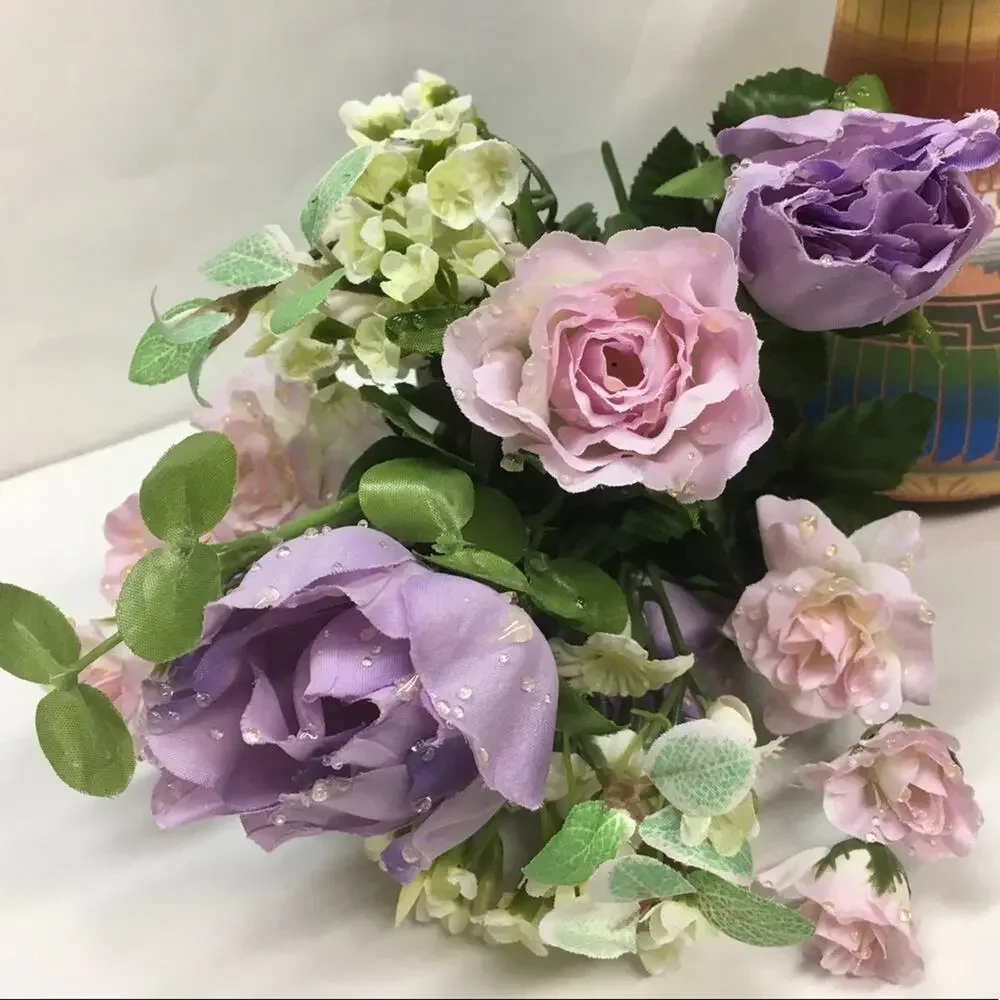 Set of 2 Faux Roses Bouquets